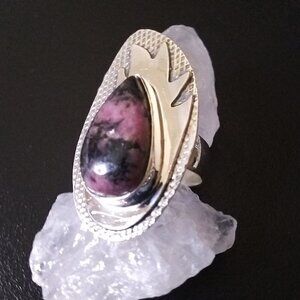 Rhodonite Statement Ring Sz 8 - Modern Design for Everyday Wear! StarTrek???